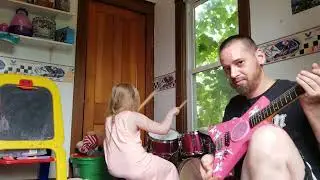 Jamming out w Princess Teagan 2020