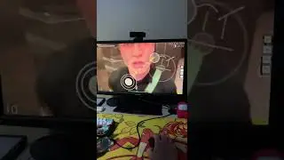 🤨