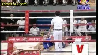 bayon woman boxing 16 09