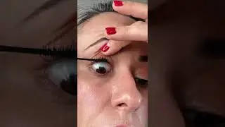 How to apply fake lashes. How to apply Lashify lashes. #shorts