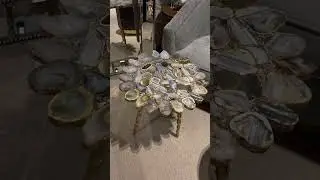 Индивидуальность в каждой детали журнального столика.