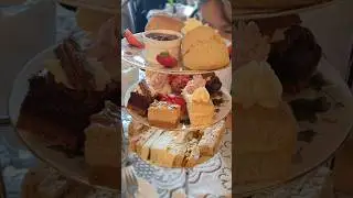 The Oldest Tea Room in England AFTERNOON TEA #afternoontea #travel #uk #cotswolds
