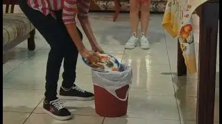 Padre le dio una gran lección a su hija malcriada y su reacción nos hizo llorar 😭