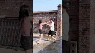 Забавные пары смеются над вами и заставляют вас смеяться