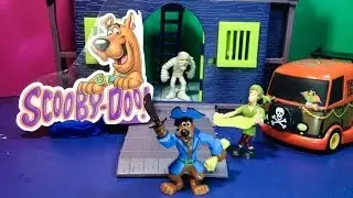 The  Scooby Doo Pirate Fort and Mystery Mansion Play Set
