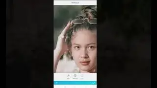 BLURRED BACKGROUND USING FACETUNE 2 Mobile Apps