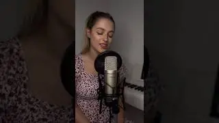 Pri olt&aacute;ri- Krist&iacute;na #cover #singing #music #cz #sk #kristina #acoustic ​⁠@pianokaraokecz