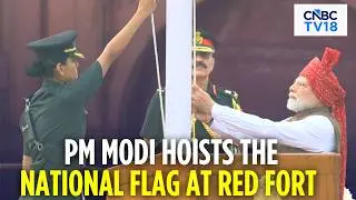 MOMENT: PM Modi Hoists Tricolour At Red Fort On 80th Independence Day | 2026 | N18V