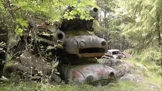 Saab cars at car graveyard B&aring;stn&auml;s