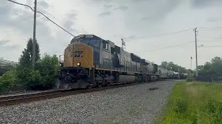 CSX 4751 leads M429 with a close call! Passing through Homestead, PA.