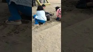 #park #kids #enjoying #sandcastles #viralshorts #dailylife #vlog #love #playing