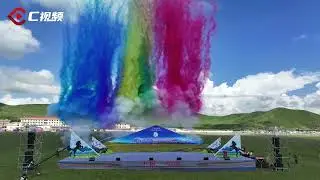 Horse racing on Hongyuan Grassland, Sichuan's Aba Tibetan and Qiang Autonomous Prefecture