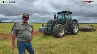 Wat soek so 'n groot VALTRA op 'n beesboer se plaas? Jaco vertel meer.