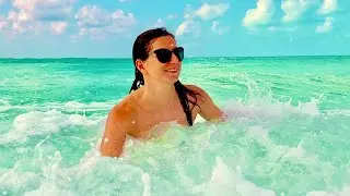 Swim-tastic South Beach: Mermaid meets Manatee 🏖️ Miami Beach Fun [4K Underwater Adventure]