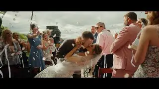 This Wedding Film isn't what it looks like! Love the turn it takes :) // Twickenham House Wedding NC