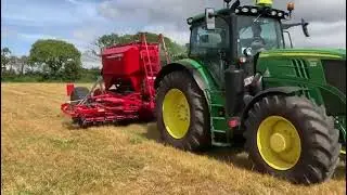 TAG | Horsch Avatar drilling a cover crop of beans and radish