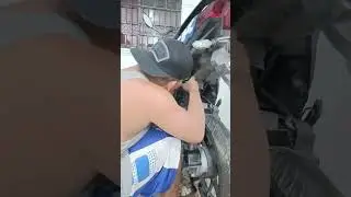 Madaling pagkalas ng Rear shock ng Honda click 125/150 Dalawang Tools lang kailngan basic !