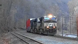 Norfolk Southern Mixed Freight Train on the Buffalo Line