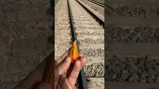 Train vs anar bomb 💣 |#train #anar #bomb #shorts #shortsfeed #experimemt #diwalifestival #india