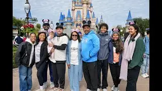 Merry Christmas from Disney 2025