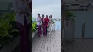 TikTok Uniform Challenge &ndash; Flight Attendant Edition 💃#cabincrewdiaries #airlineuniform #flightcrew