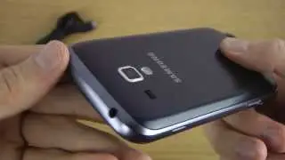 Samsung Galaxy Trend GT-S7560 - Unboxing