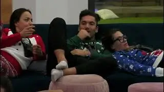 D&eacute;bora e Rui beijam-se | Big Brother