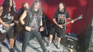 ESQUINEROS METAL EN VIVO 