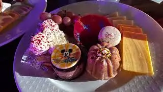 Our Top 3 Reasons to Try the Dessert Party for World of Color Season of Light