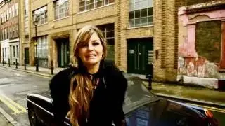 Silvia Abelin | R A G T O W N  (London ladies carry on)