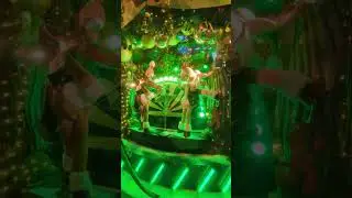 Monaco 🇮🇩Place du Casino🎄💫🎁🧑&zwj;🎄#christmas #2025 My favorite Glace Balle💚🎵🎶🎵🎻🎹🎷🪈🎺🎸🪇🎤#monaco #christmas