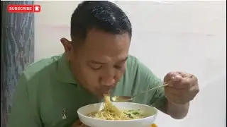 laperr setelah keliling ngemall lanjut makan mie yg masih ngebul!
