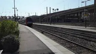 Rame  TER  P.A.C.A  439 et 407 UM arrivant en gare de  NICE