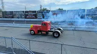 V-Bros. Racing's Kenworth Blowing Cool Smoke Rings In Slo-Mo