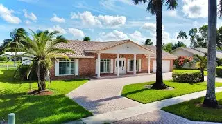 BREATH TAKING WATER-FRONT HOUSE!!! in PLANTATION FLORIDA  (FOR SALE)