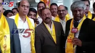 NRI TDP Activists Grandly Welcomes Chandrababu At USA | TV5 News