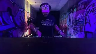 a_c_a_b live from the ATX tunnels for Smile :) (UK hardcore, Powerstomp)