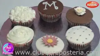 Cupcakes de Torta Negra - Club de Reposteria