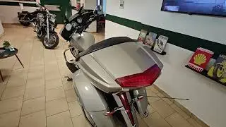 Victory Cross Country 1700 &ndash; Moto am&eacute;ricaine de caract&egrave;re &agrave; vendre chez CARISMATIC