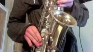 When saxophone and contact mic meet