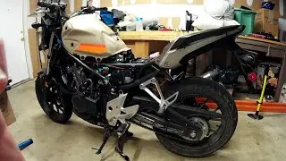 Honda CB500X - How to Wire Accessories - Fuse Block Method