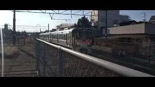 山陽本線  普通列車227系L22編成 鴨方駅に到着