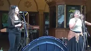 kelly foley band play the main street market 11