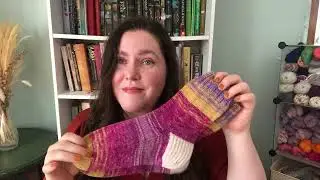 Big Bear Yarns Episode 18: Yes they are the same finished socks 🤦🏻&zwj;♀️😂😂 14 July 2025
