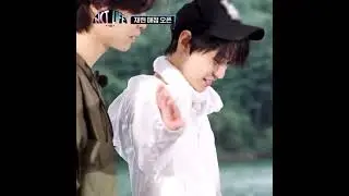 doyoung mode maknae😄🐣🐰 #doyoung #taeyong #johnny #nctlife #nct127 #nctzen #nct