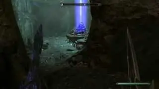 Elder Scrolls V: Skyrim - I found enchanted Dragonscale Gauntlets!