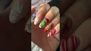 my holiday set 🎄 #nailart