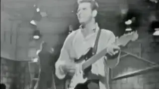 Jive Bunny and the Mastermixers - Hopping Mad