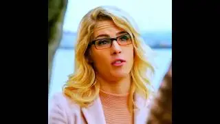 Felicity interrupts Barry & Iris wedding #theflash #arrow #barryallen #iriswest #oliverqueen #shorts