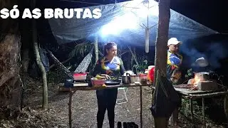 ACAMPAMENTO E PESCARIA:fizemos frito de piabas ,só as BRUTAS. 
